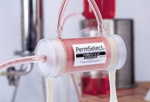 PermSelect media gas control